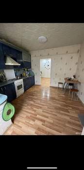 3-к квартира, вторичка, 70м2, 1/10 этаж