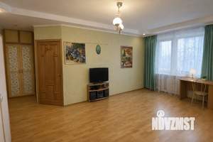 3-к квартира, вторичка, 56м2, 4/5 этаж