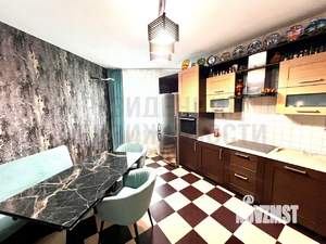 2-к квартира, вторичка, 104м2, 14/16 этаж
