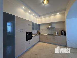 3-к квартира, вторичка, 139м2, 10/10 этаж