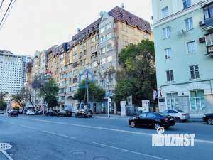 3-к квартира, вторичка, 121м2, 8/9 этаж