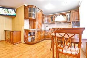 2-к квартира, вторичка, 103м2, 4/10 этаж