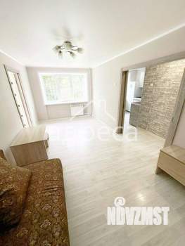 2-к квартира, вторичка, 43м2, 1/5 этаж