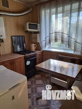 2-к квартира, вторичка, 42м2, 5/5 этаж