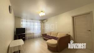 2-к квартира, вторичка, 52м2, 1/10 этаж