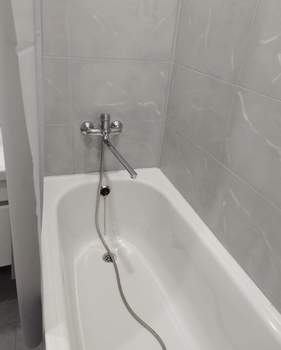 2-к квартира, вторичка, 45м2, 1/5 этаж