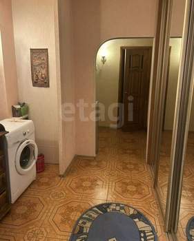3-к квартира, вторичка, 69м2, 1/5 этаж