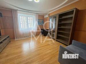 2-к квартира, вторичка, 63м2, 5/16 этаж