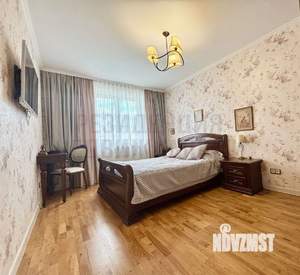 3-к квартира, вторичка, 110м2, 8/9 этаж