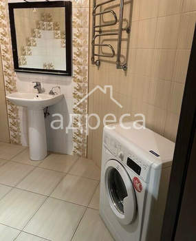 1-к квартира, вторичка, 53м2, 3/10 этаж