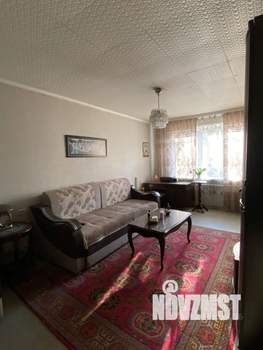 2-к квартира, вторичка, 49м2, 1/5 этаж