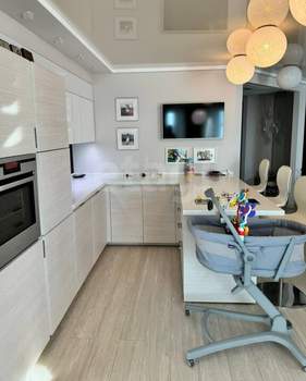 4-к квартира, вторичка, 216м2, 21/26 этаж