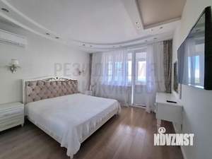 3-к квартира, вторичка, 135м2, 19/26 этаж