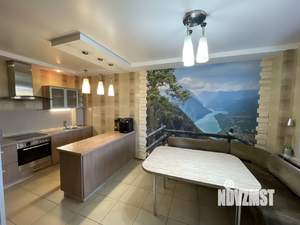 4-к квартира, вторичка, 124м2, 3/15 этаж