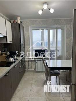 3-к квартира, вторичка, 72м2, 11/18 этаж