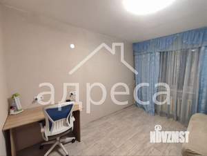 2-к квартира, вторичка, 45м2, 1/4 этаж