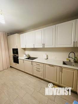 2-к квартира, вторичка, 70м2, 16/24 этаж
