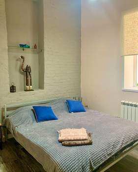 2-к квартира, вторичка, 40м2, 1/4 этаж