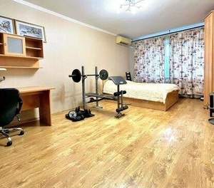 3-к квартира, вторичка, 102м2, 1/10 этаж