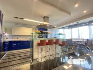 4-к квартира, вторичка, 308м2, 6/13 этаж