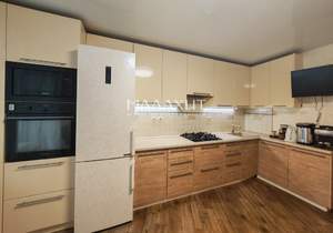 3-к квартира, вторичка, 119м2, 9/10 этаж
