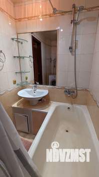 2-к квартира, вторичка, 42м2, 8/9 этаж