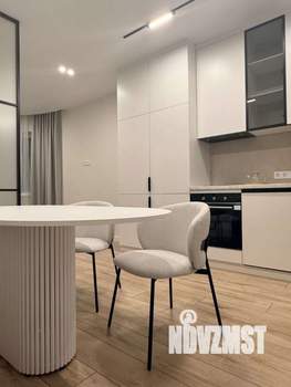 Студия квартира, вторичка, 40м2, 2/10 этаж