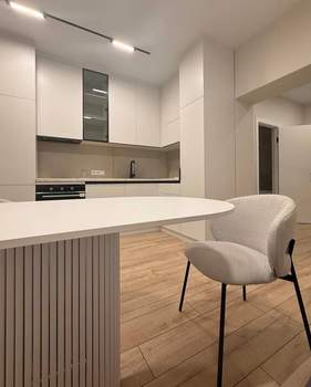 Студия квартира, вторичка, 40м2, 2/10 этаж