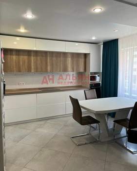 3-к квартира, вторичка, 86м2, 3/10 этаж