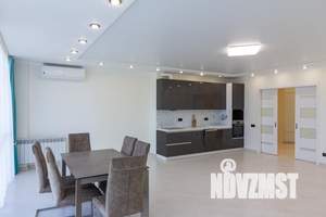 3-к квартира, вторичка, 106м2, 16/22 этаж