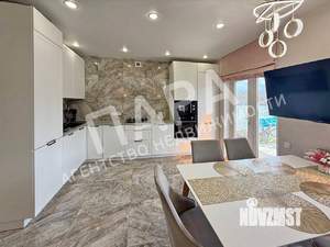 2-к квартира, вторичка, 105м2, 2/2 этаж