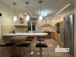 4-к квартира, вторичка, 169м2, 8/10 этаж