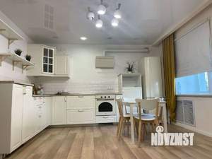 2-к квартира, вторичка, 84м2, 1/18 этаж