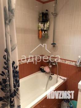 1-к квартира, вторичка, 63м2, 7/10 этаж