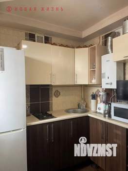 2-к квартира, вторичка, 42м2, 1/5 этаж