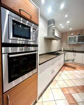 3-к квартира, вторичка, 132м2, 3/10 этаж