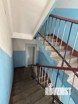 2-к квартира, вторичка, 35м2, 8/9 этаж