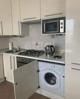 3-к квартира, вторичка, 68м2, 8/9 этаж