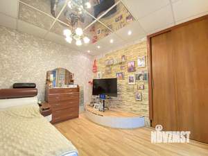 2-к квартира, вторичка, 54м2, 1/10 этаж
