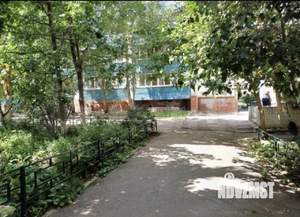 2-к квартира, вторичка, 58м2, 1/10 этаж