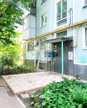 2-к квартира, вторичка, 45м2, 1/5 этаж