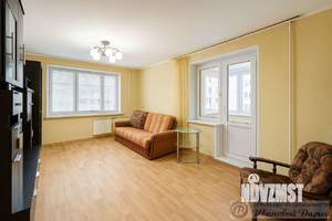 2-к квартира, вторичка, 52м2, 1/9 этаж