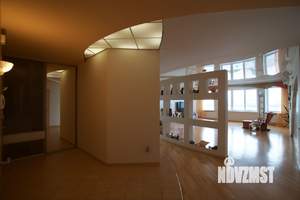 4-к квартира, вторичка, 203м2, 8/10 этаж