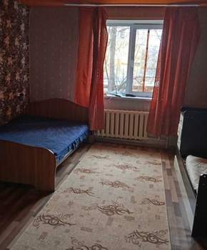 3-к квартира, вторичка, 68м2, 1/4 этаж