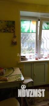 2-к квартира, вторичка, 42м2, 1/5 этаж