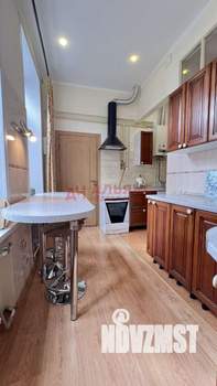 5-к квартира, вторичка, 124м2, 2/2 этаж