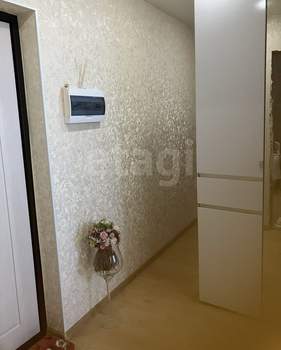 1-к квартира, вторичка, 42м2, 10/16 этаж