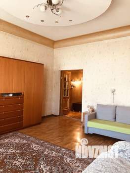 2-к квартира, вторичка, 70м2, 4/5 этаж