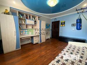 3-к квартира, вторичка, 101м2, 1/10 этаж