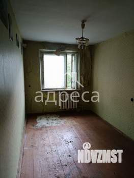 3-к квартира, вторичка, 58м2, 3/5 этаж